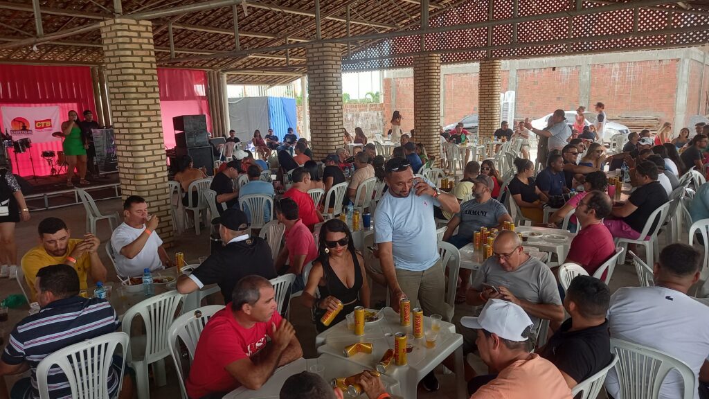 Celebra O Em Homenagem Ao Dia Do Trabalhador Anima O Alto Do Rodrigues